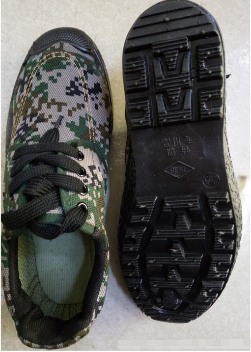 勞保膠鞋軍鞋軍訓工地數(shù)碼迷彩作訓鞋工作鞋